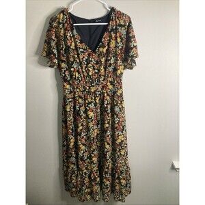 Madewell Dolman-Sleeve Ruffle-Hem Midi Dress in Flower Garden Size 4
